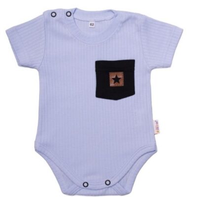 Baby Nellys Bavlnené rebrované body s kapsičkou, kr. rukáv, Summer Boy, sv. modré